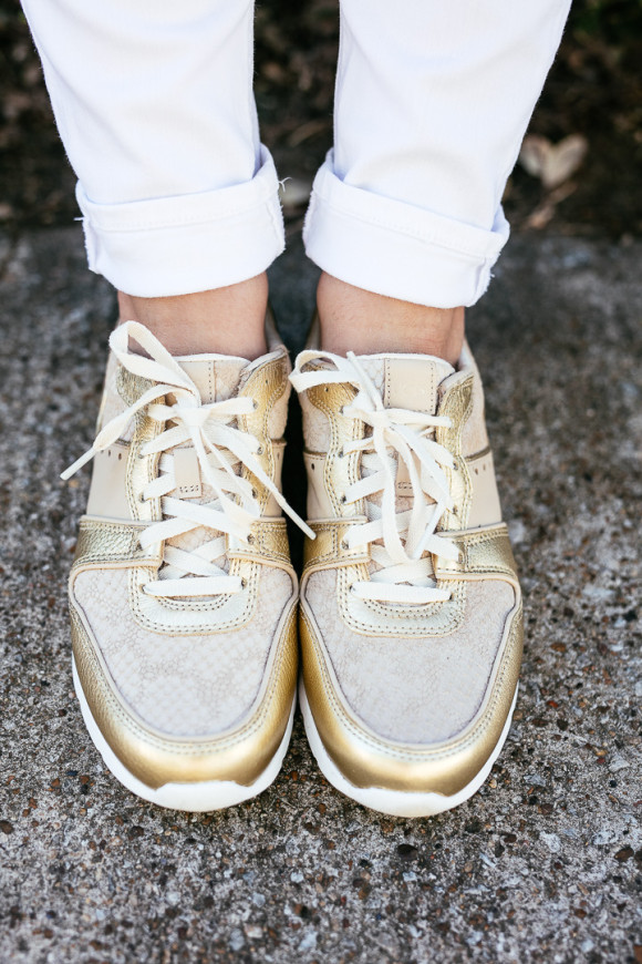 tan ugg sneakers