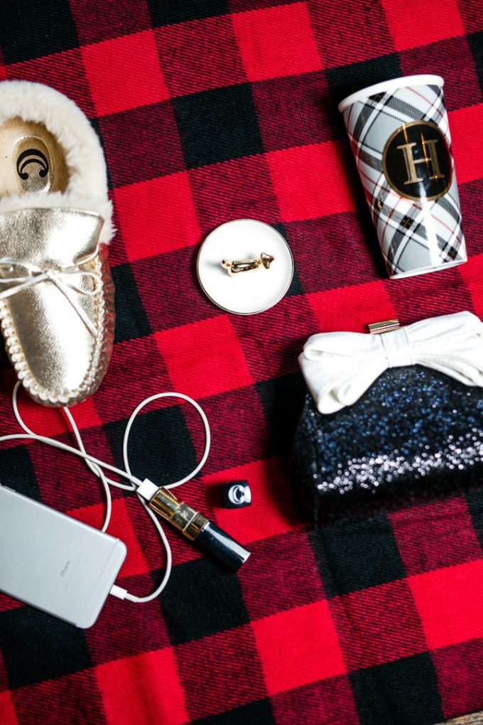 Amy Havins shares 5 of the best gifts from Charming Charlie for everyone on your list!