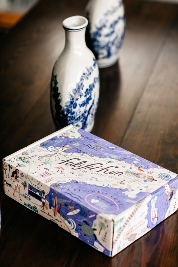 Amy Havins shares what is in the FabFitFun Summer box.