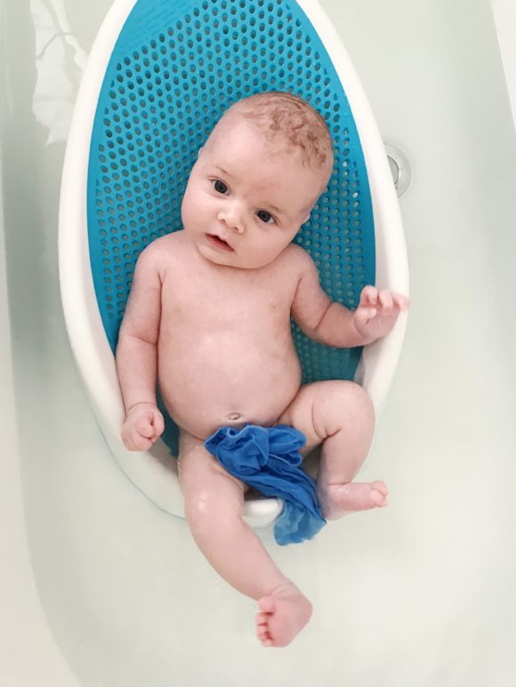 Amy shares the bathtub she uses with ralph.